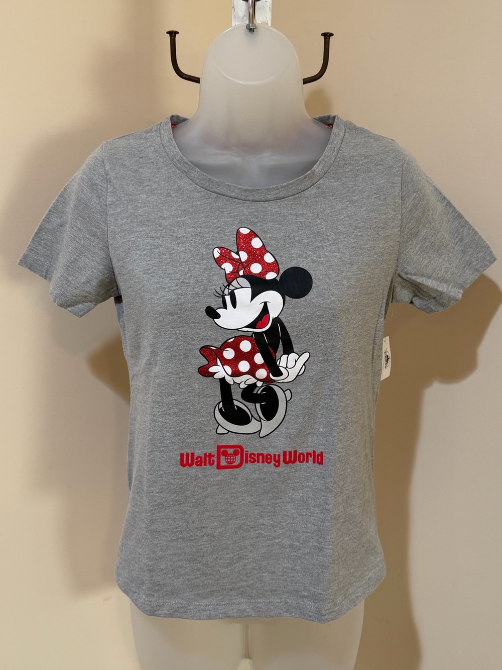 NEW WALT DISNEY WORLD MINNIE MOUSE GRAY POLKA DOT GLITTER SHIRT IN A SIZE XS